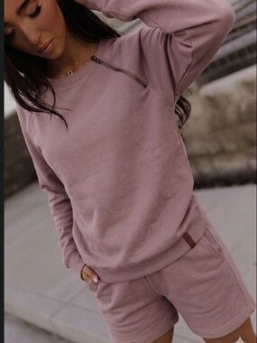 & Ampersand Avenue Women’s Mauve Zip-Accent Sweatshirt - L